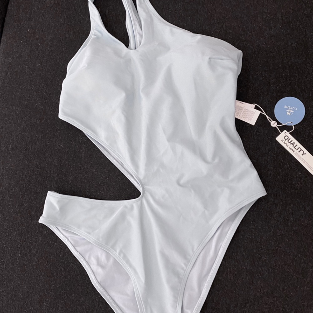 One piece swimsuit